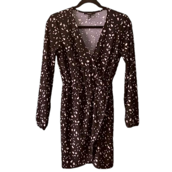 Forever 21 Dresses & Skirts - Forever 21 Faux Wrap Dress